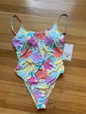 NWT BILLA BONG BEACH BABE Pastel Floral 1-Piece Swimsuit in Size L